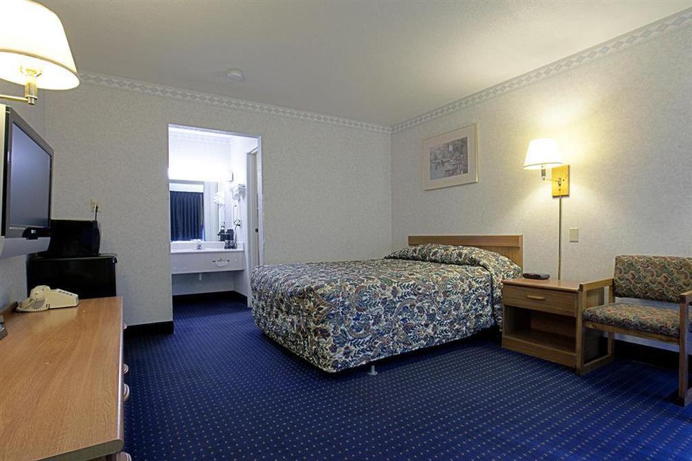 Americas Best Value Inn Of Decatur Phòng bức ảnh